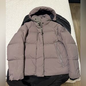 Canada Goose Puffer Jacket with Hood - Junction Parka
